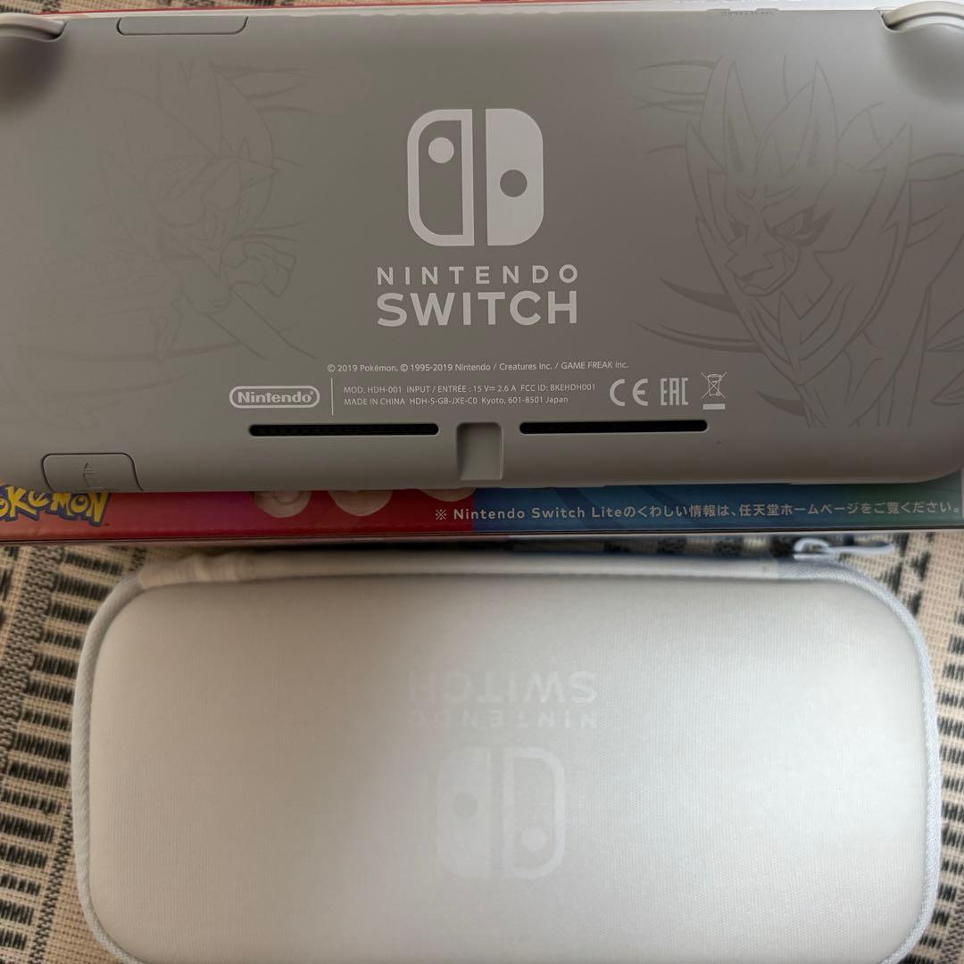 Nintendo Switch liteポケモン