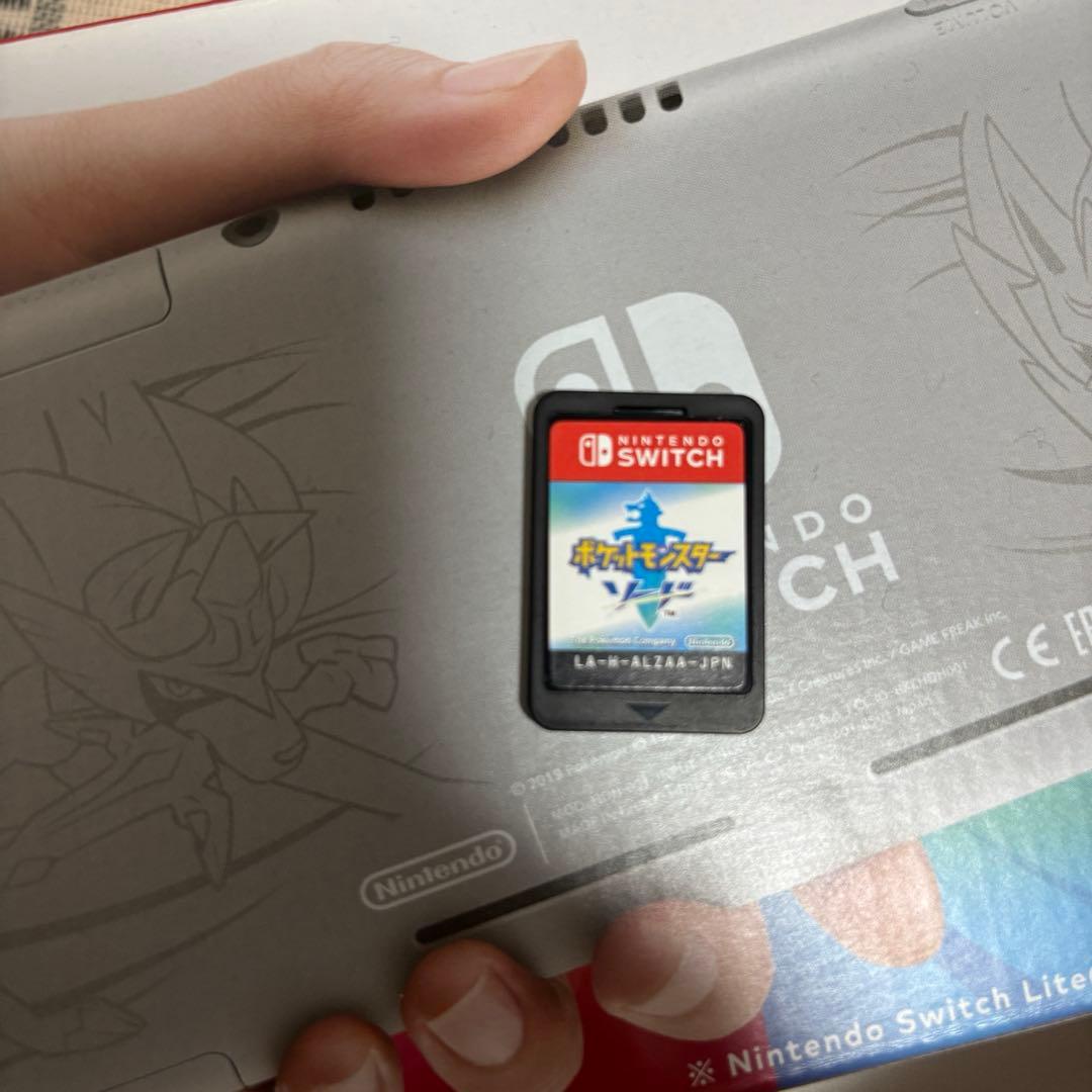 Nintendo Switch liteポケモン