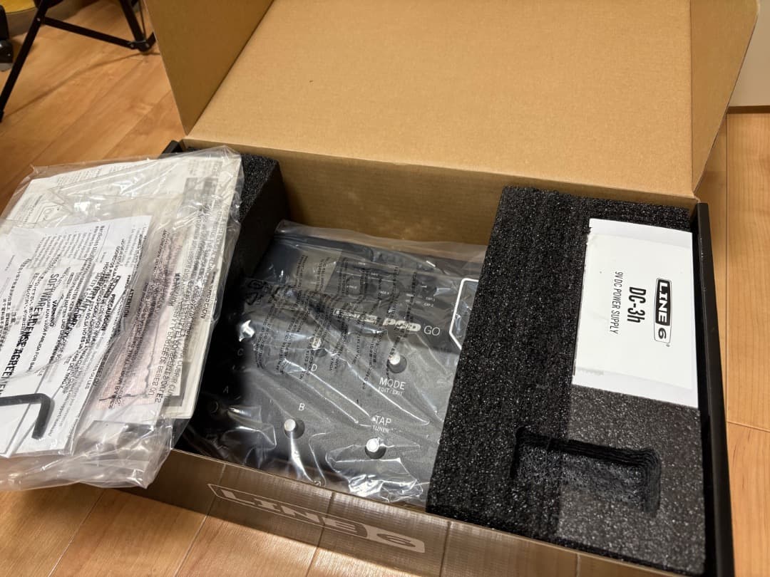 【美品】LINE6 POD GO 自宅使用のみ マルチエフェクター 箱付