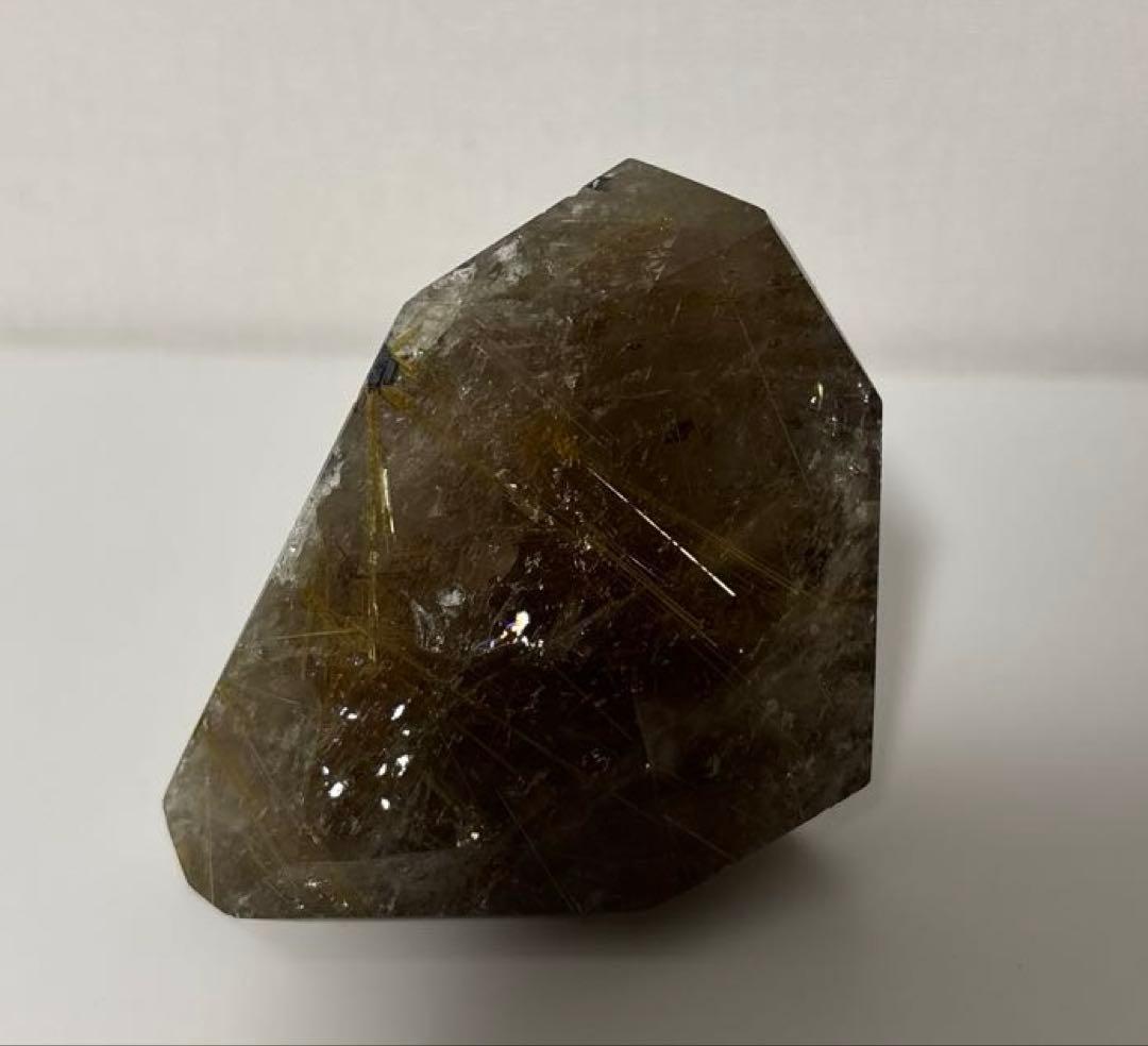 ゴールデンルチルクオーツ　210ｇ　鑑賞石 自然石 天然石 鉱物 置物
