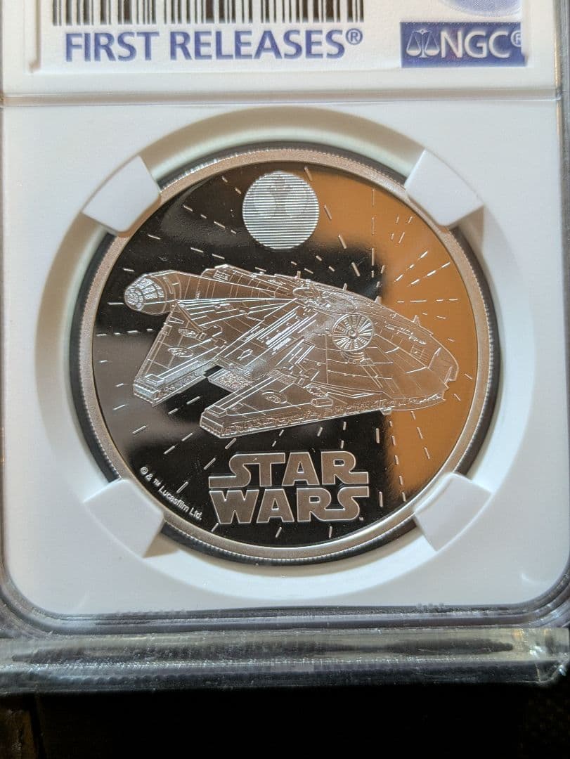 【コレクター必携】2024年スター・ウォーズ銀貨　最高鑑定ミレニアム・ファルコン