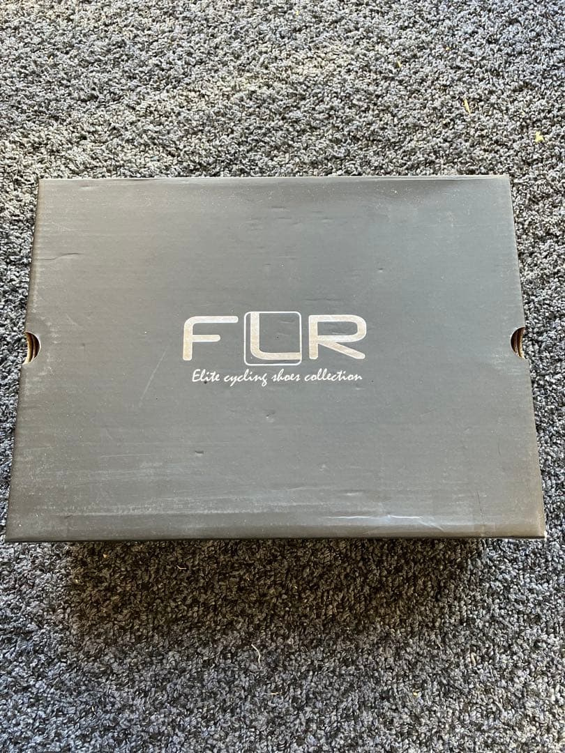 ＦＬＲ　Ｆ１１　ロードバイク系３穴シューズ