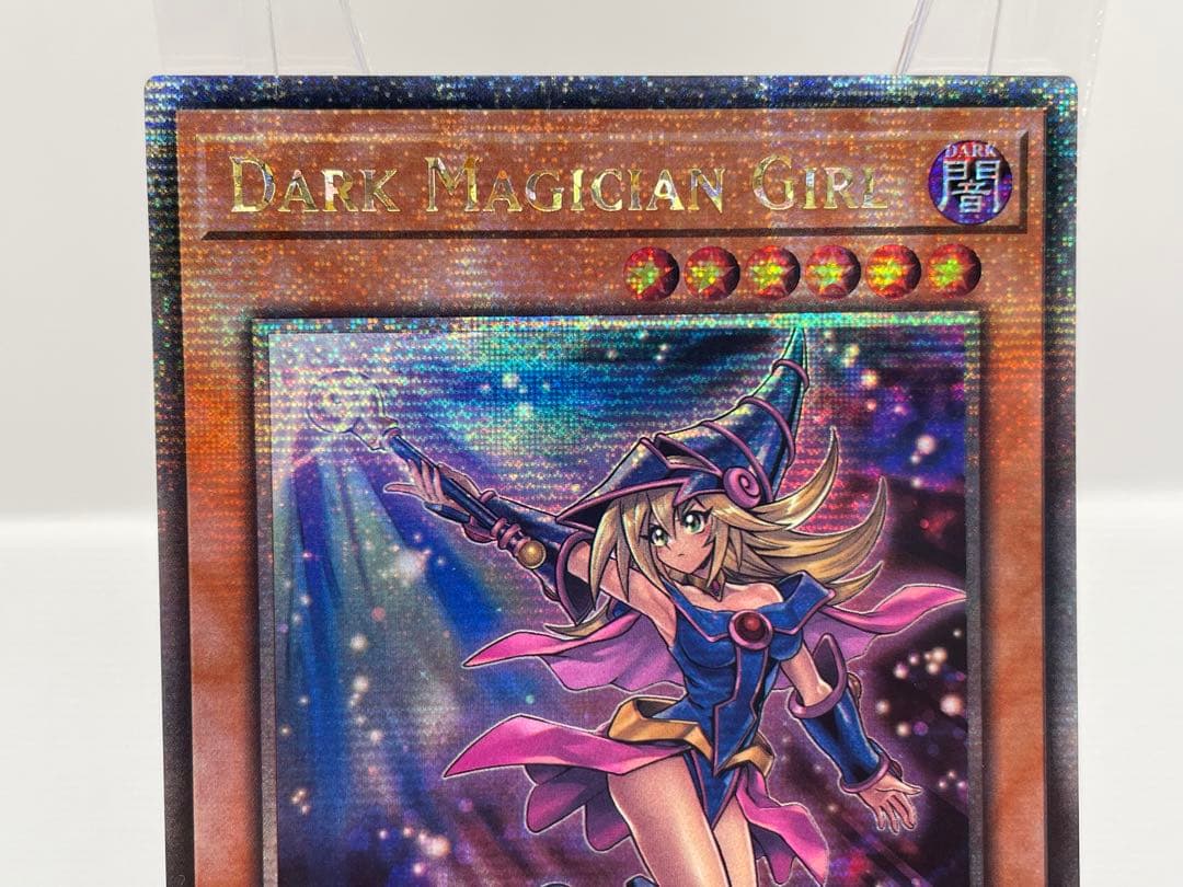 EU版 25th ブラックマジシャンガール イラスト違い クオシク 遊戯王