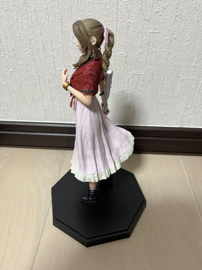 ファイナルファンタジー セフィロス、クラウド、エアリスフィギュア　セット