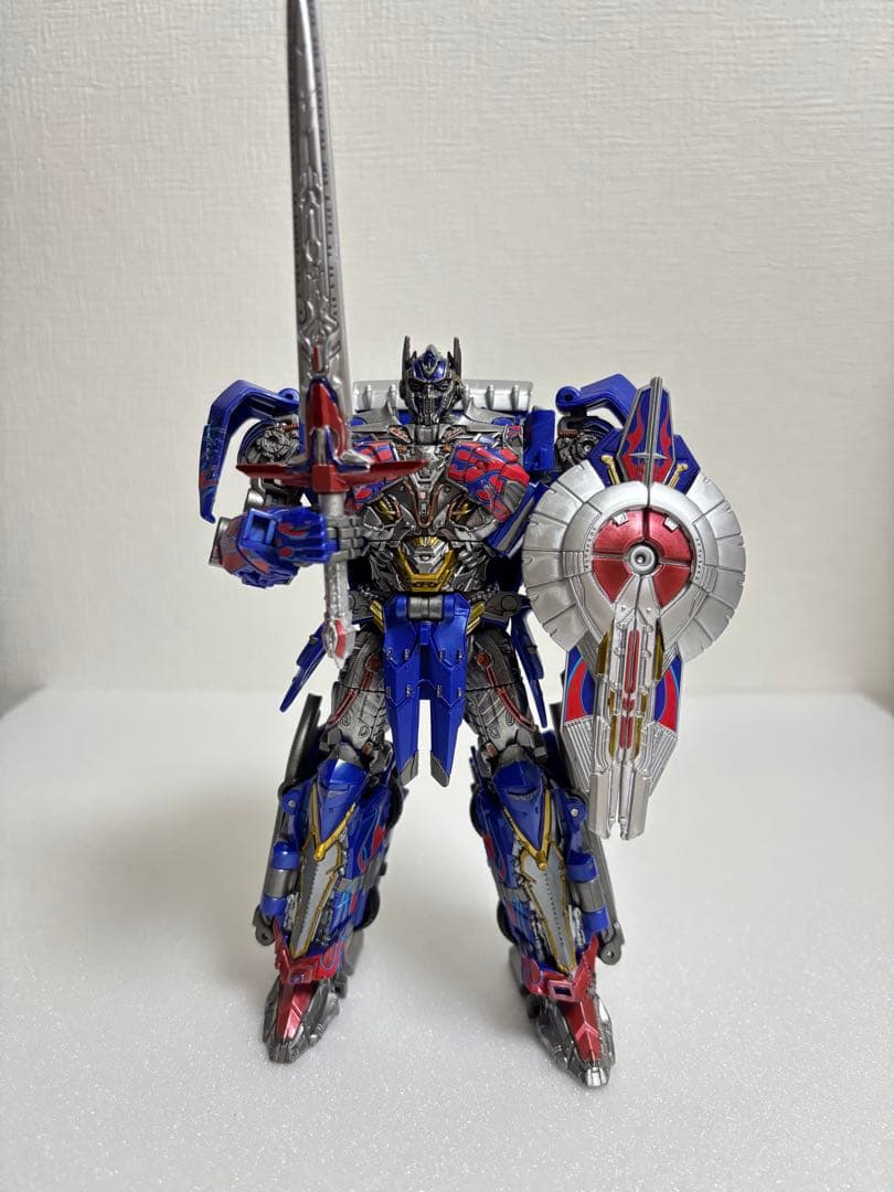 トランスフォーマー TS-03 オプティマスプライム 最後の騎士王　塗装完成品