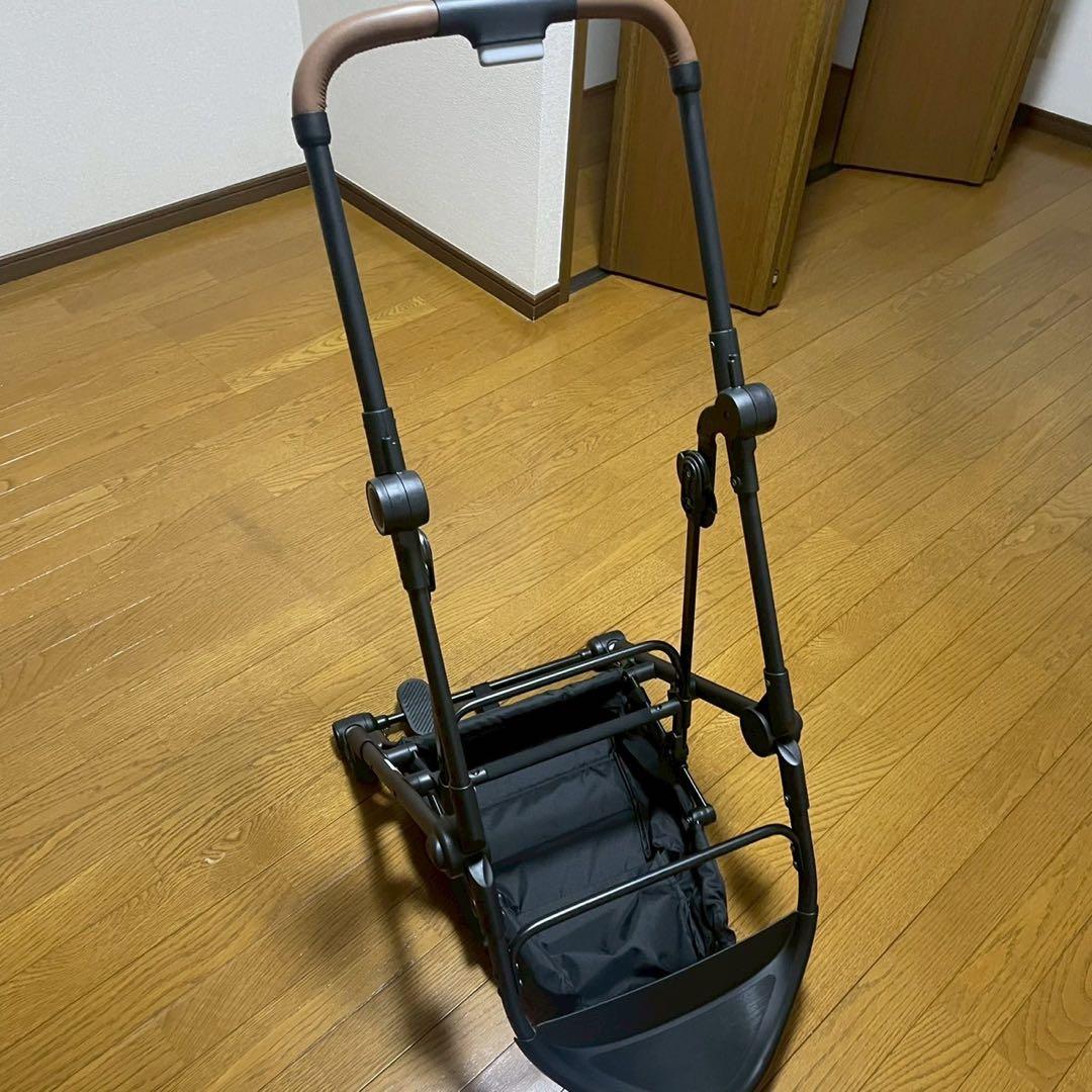 【美品】コンビ コムペット ルルテイル キャリー レッド　ペットカート