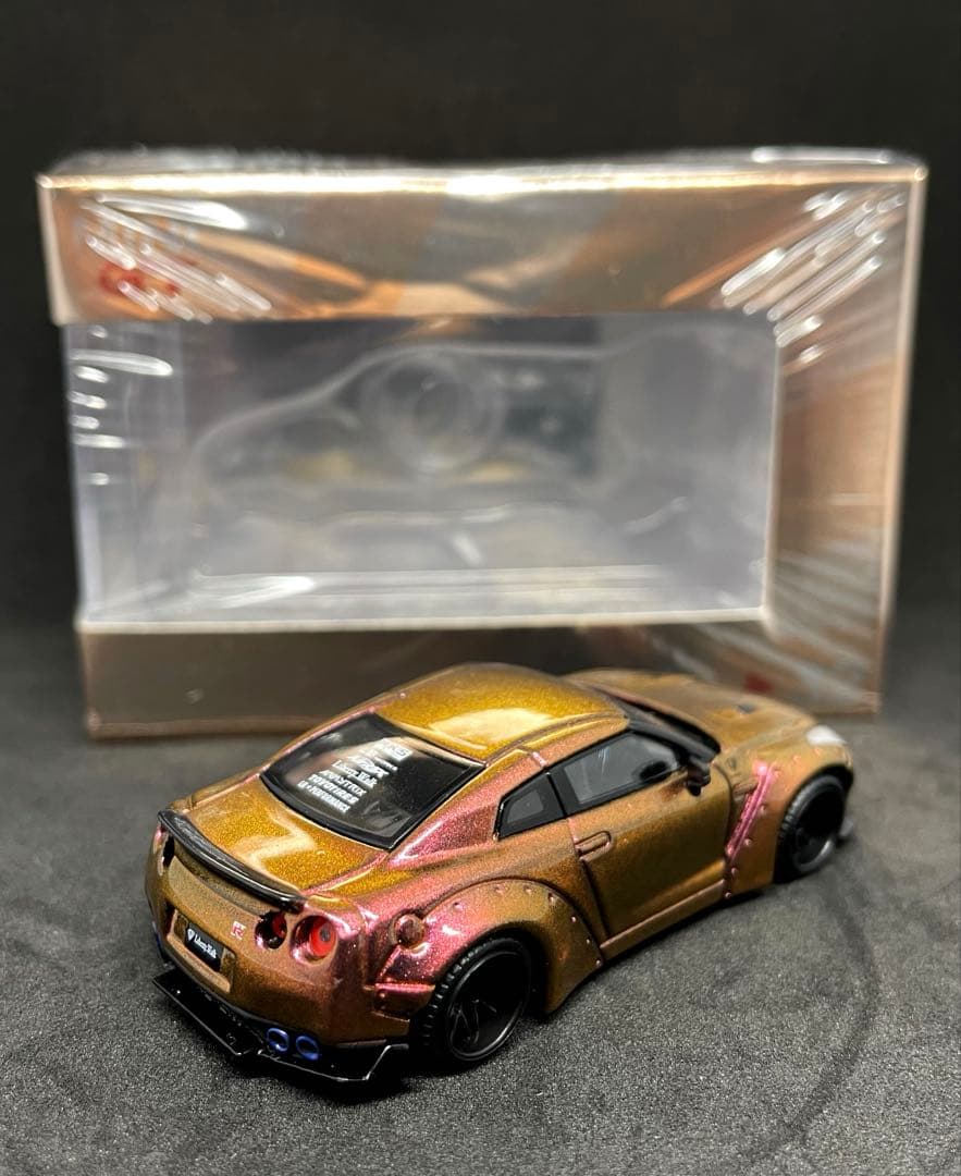 ミニカー minigt No.32 LB WORKS GT-R type1 ver.2