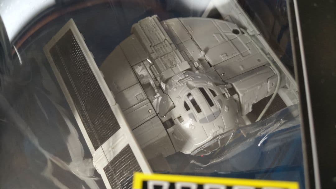●セール●初回特典付● スター・ウォーズ トランスフォーマー 01 タイ