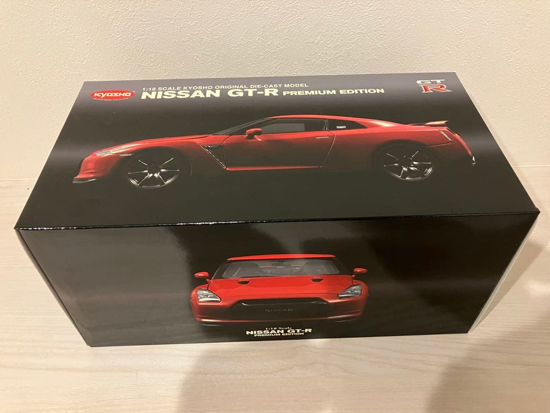 1/18 京商 日産 スカイラインGTR R35 Premium