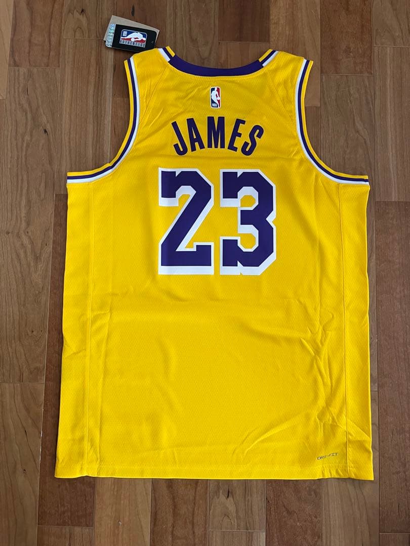 Nike Lakers 23 ユニフォーム