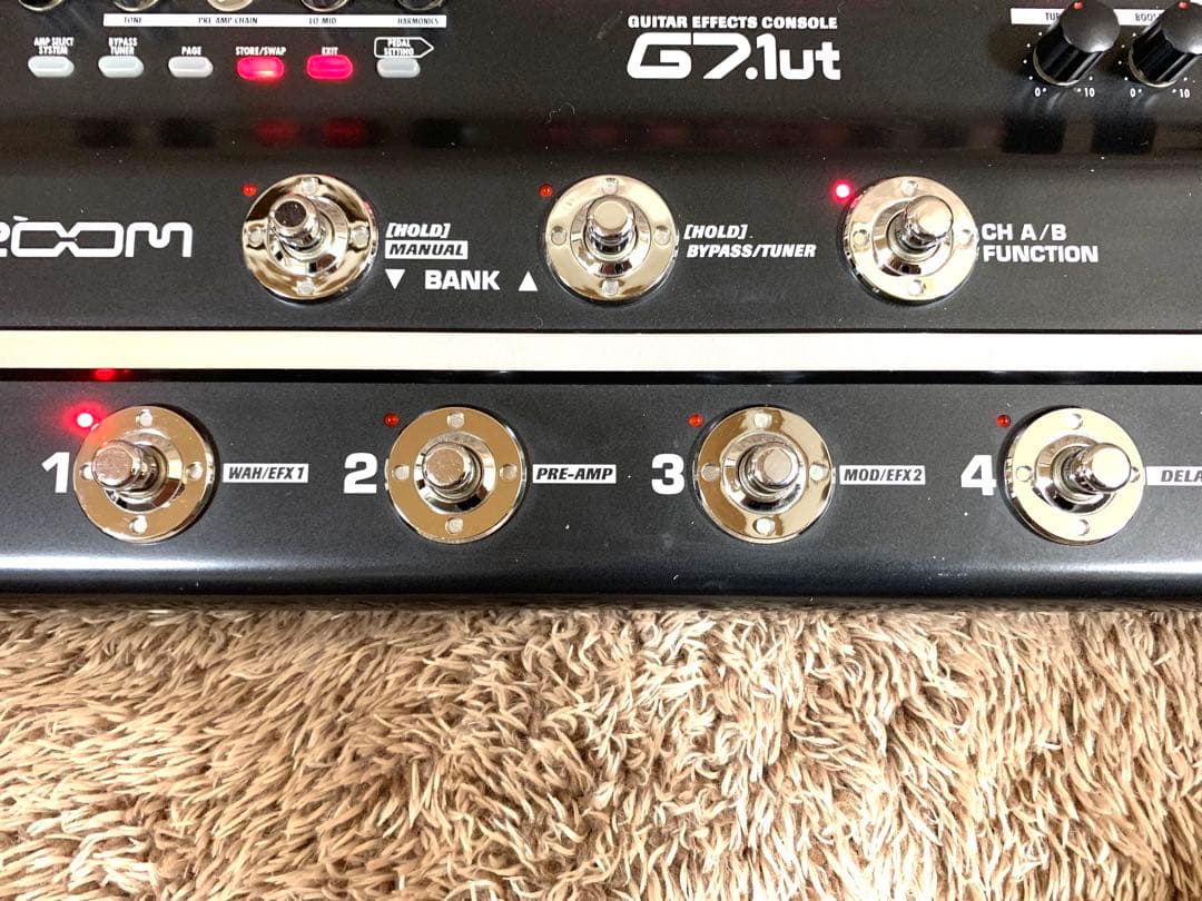ZOOM G7.1ut ギターマルチエフェクター　アダプター付属