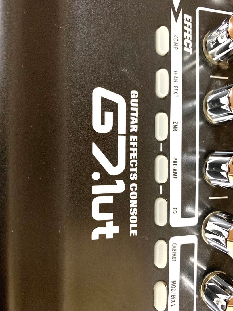 ZOOM G7.1ut ギターマルチエフェクター　アダプター付属