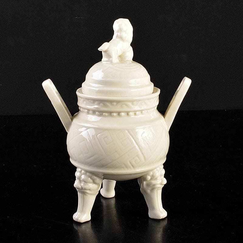 中国美術　徳化窯白磁　獅子摘　三足香炉　C　6267
