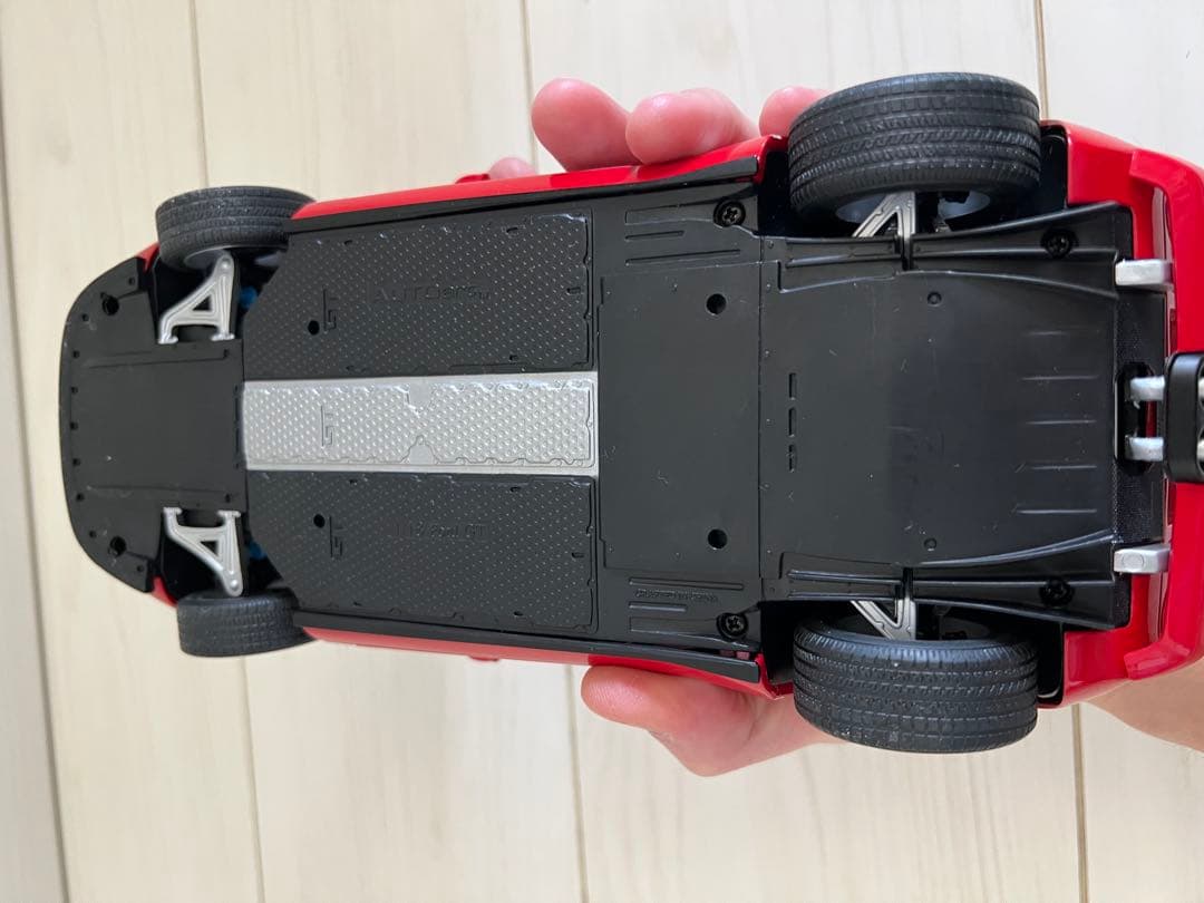 本日限定値下げ　オートアート社製　1／１８　フォード GT ミニカー