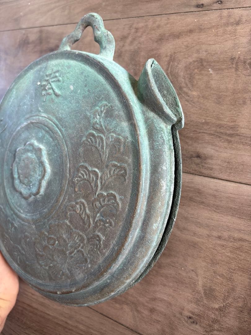 鰐口 古銅 重量3kg 仏具 仏教美術 古美術 骨董 鳴物 鐘 梵音具