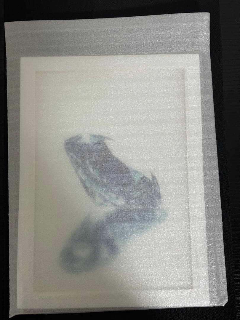 色鉛筆画 青色宝石の鉛筆画 A4サイズ フレーム付き(値段交渉歓迎)