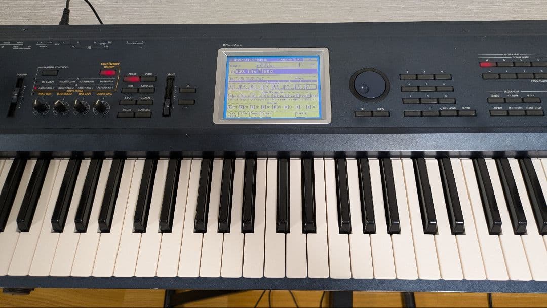 最終価格 KORG TRITON Extreme 76 +ケース&ペダル付