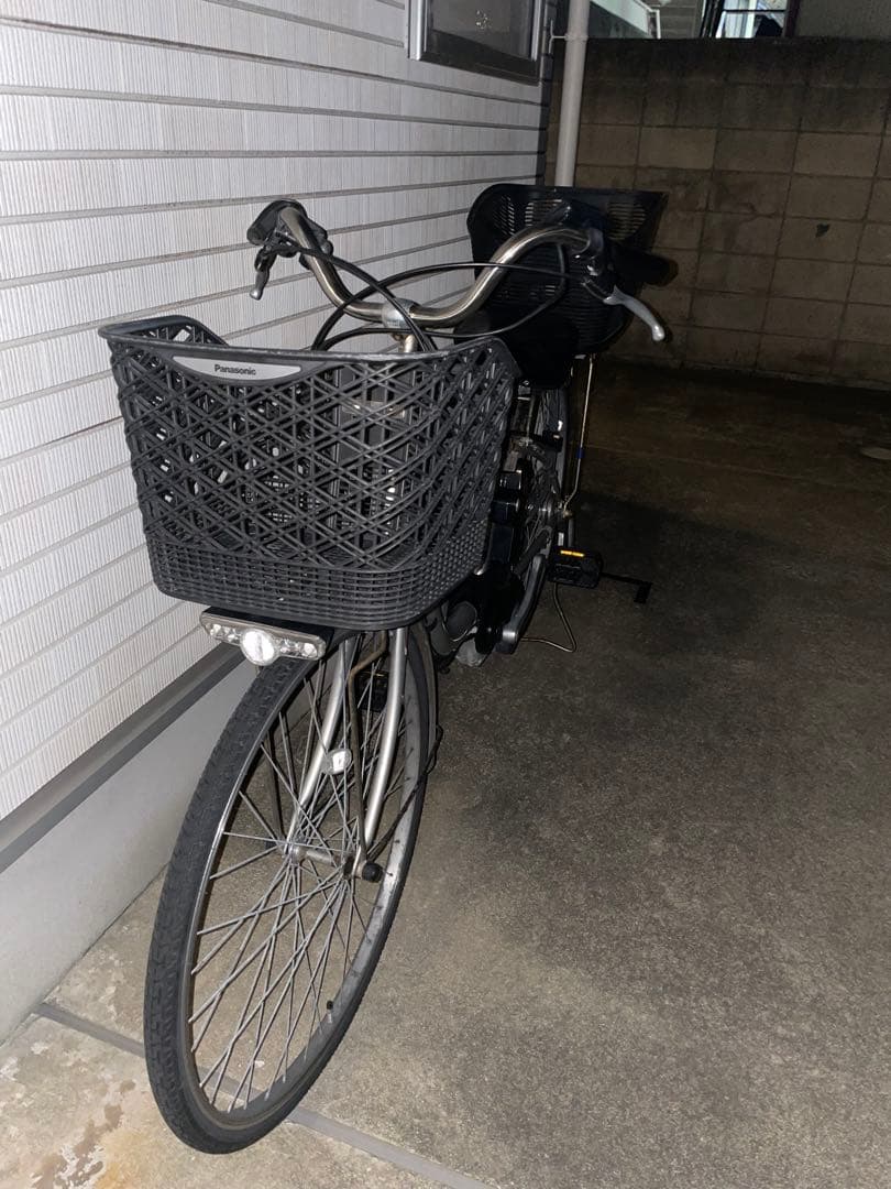 シルバー 電動アシスト自転車 前後バスケット付き
