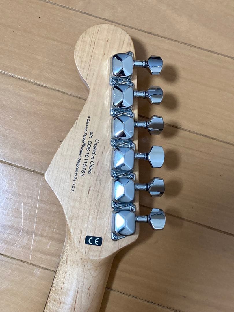 【値下げ！】エレキギター SQUIER BULLET STRAT 純正ケース付