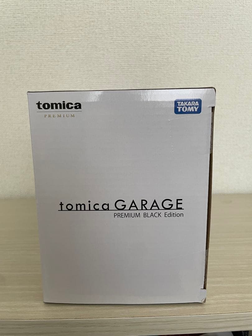 ミニカー tomica GARAGE PREMIUM BLACK Edition