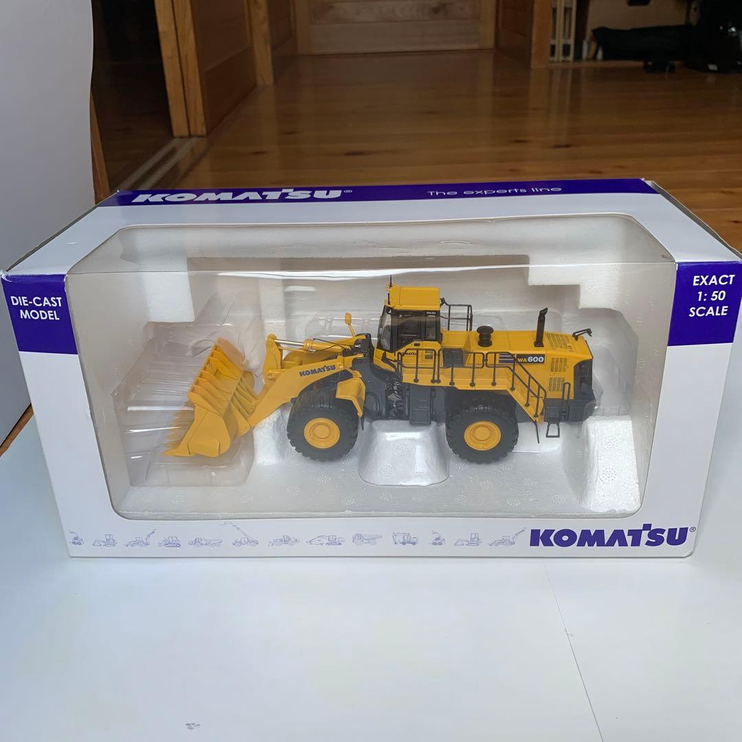 コマツ　WA600 ホイールローダー　1/50 未展示品