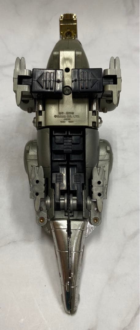 恐竜ロボ　ブロントザウルス