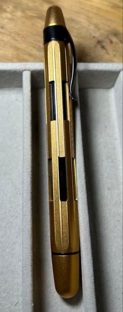 ナーバル Electrum　キャップレス万年筆