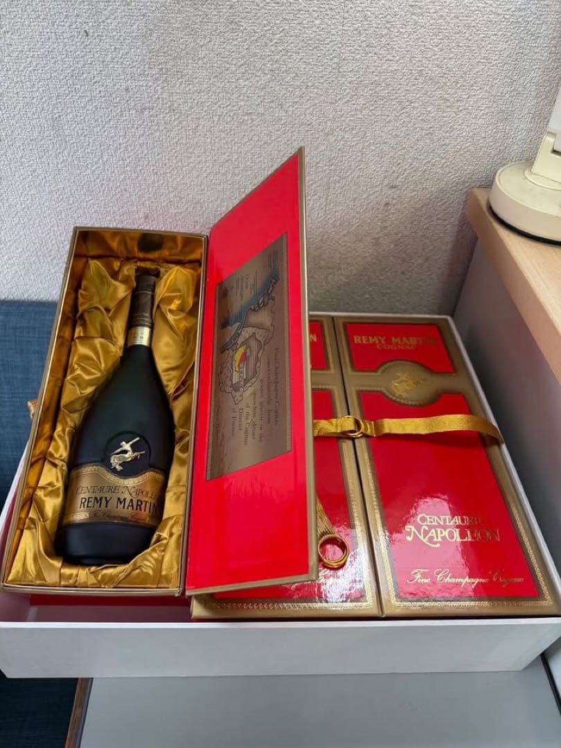 Q8094未開栓! REMYMARTIN CENTAURE レミーマルタン 3本