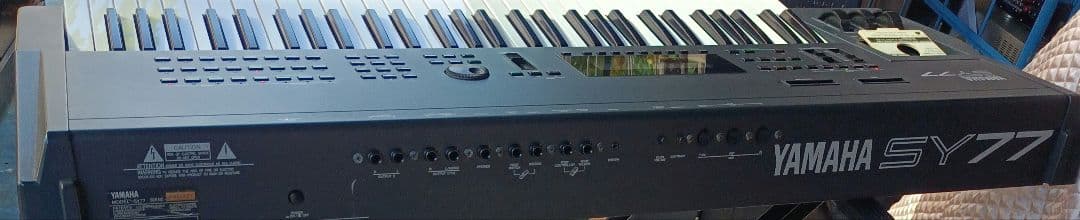 Yamaha SY77 シンセサイザー 61鍵