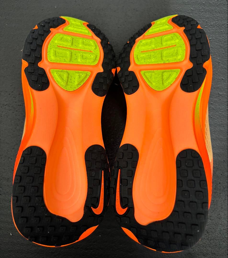 Nike Zoom ボメロ18 25.0 新品未使用