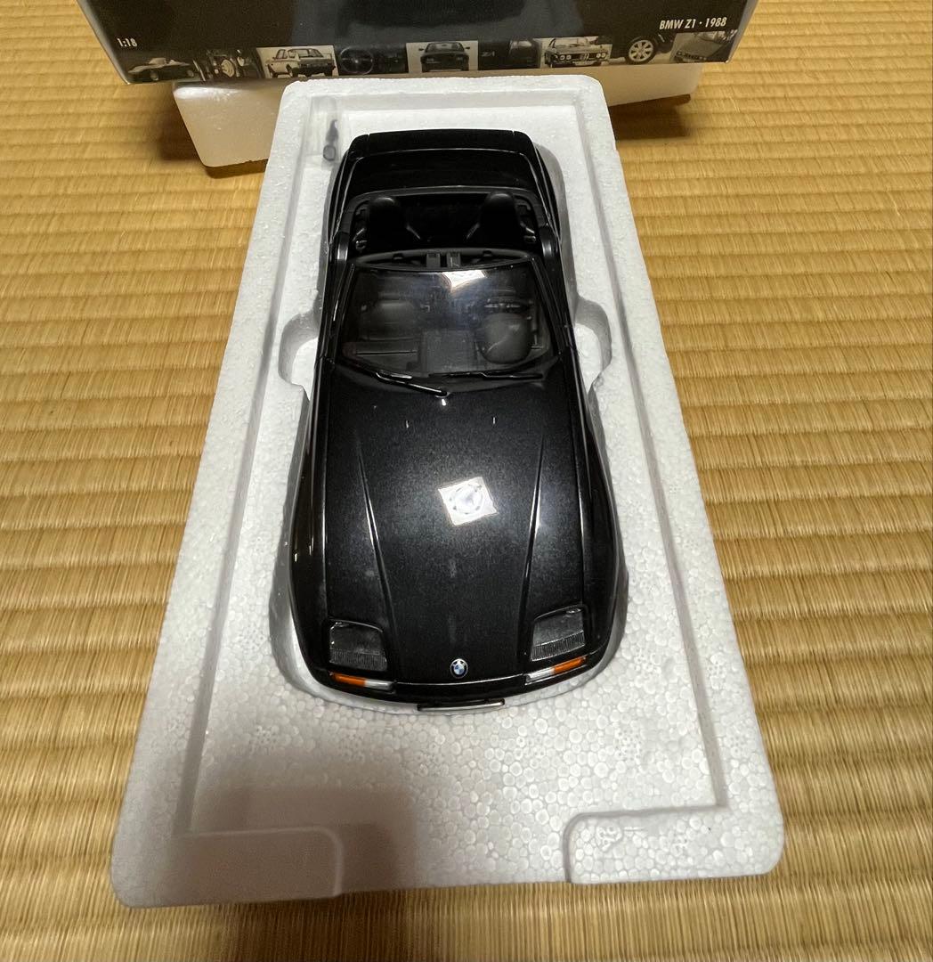 PONミニチャンプス  Z1 1988 ブラック autoart