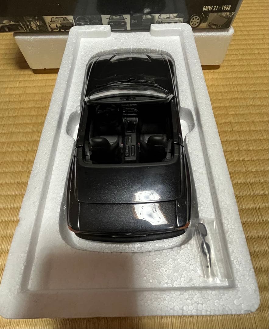 PONミニチャンプス  Z1 1988 ブラック autoart