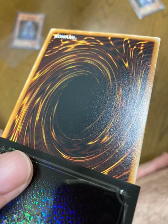 送料無料　遊戯王 ダーク・ネクロフィア　レリーフ