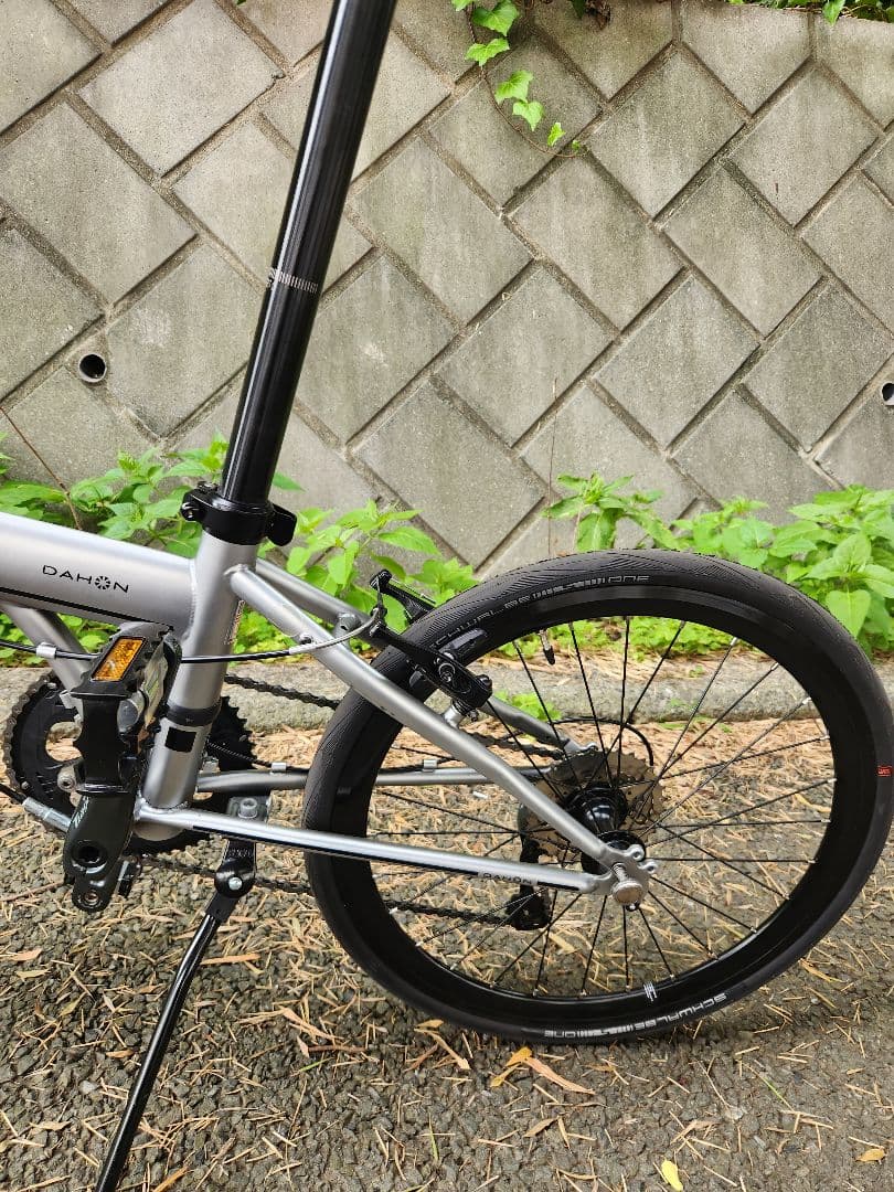 DAHON スピードファルコ　カスタム　マットシルバー