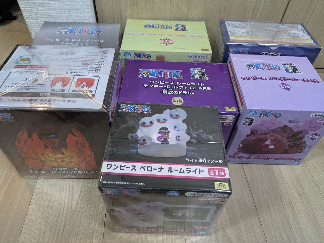 【新品・未開封品】ワンピース ルームライト 9種セット まとめ売り