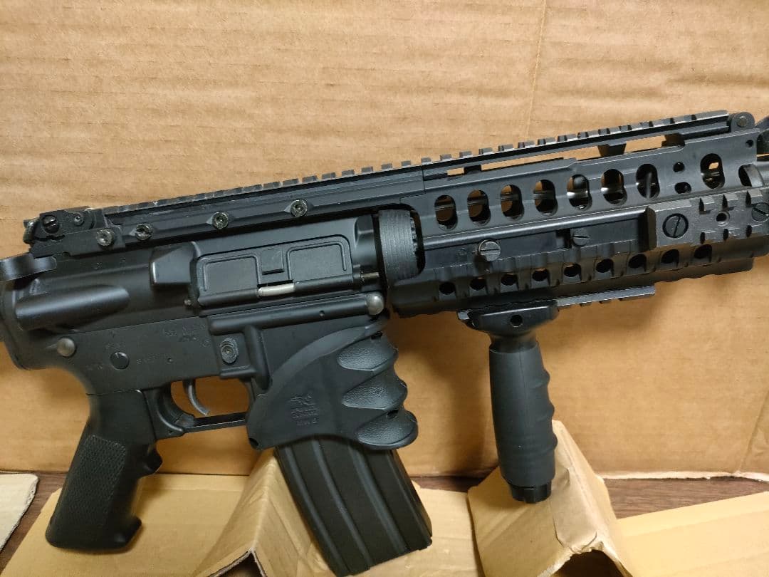 東京マルイ　M4 S-SYSTEM スタンダード電動ガン