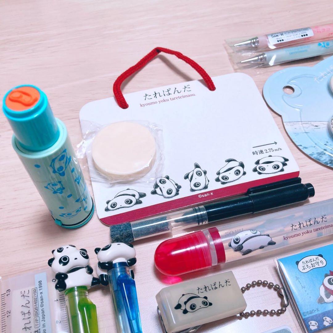 【超希少】たれぱんだ　グッズまとめ売り　文房具　キーホルダー　缶バッジピンバッジ