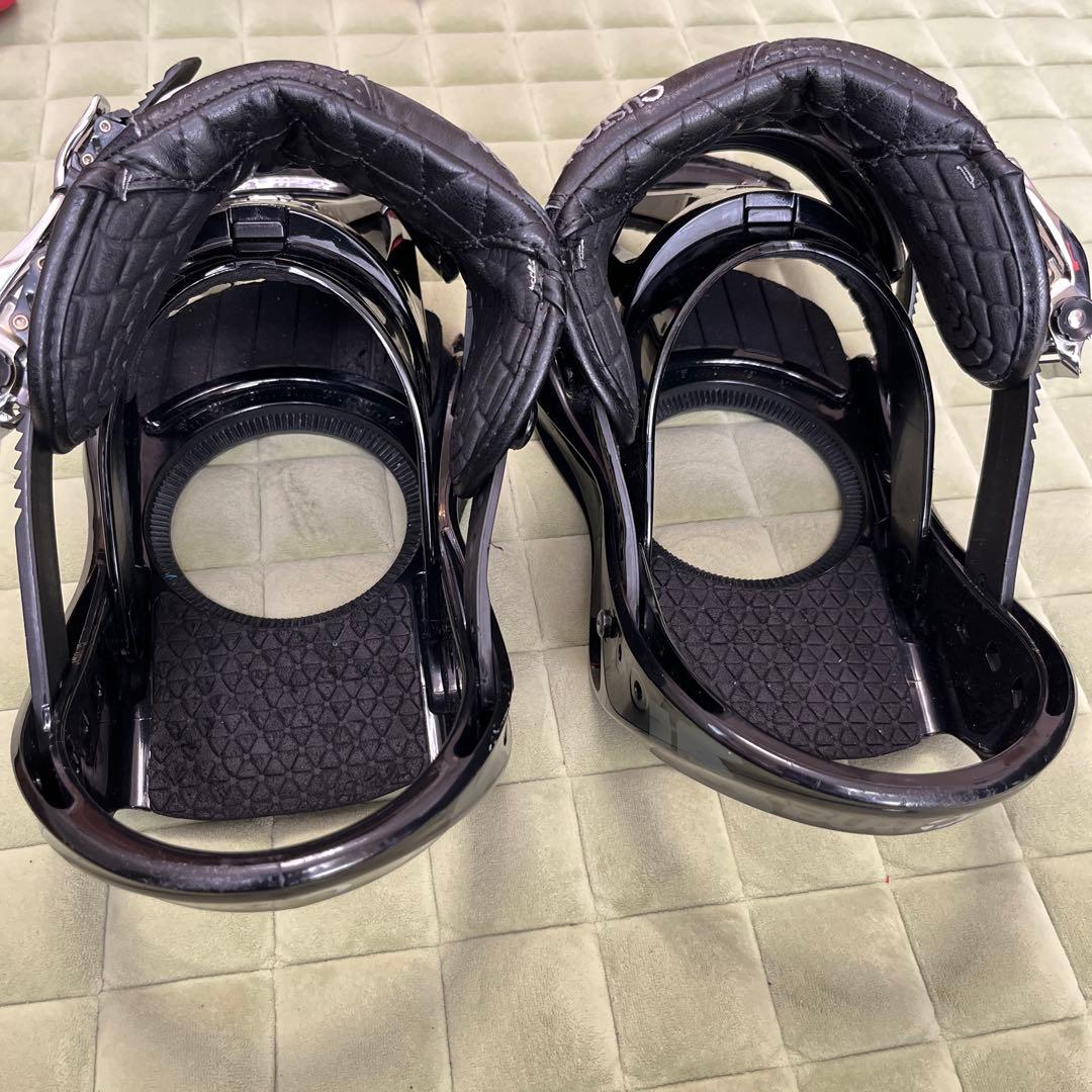 Burtonスノーボードビンディング custom Mサイズ