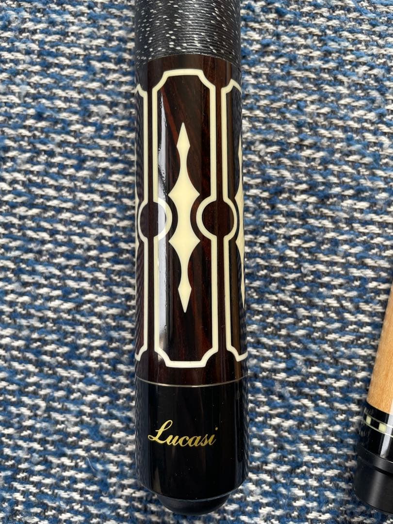 Lucasi ルカシー　ビリヤード　キュー 木製 黒白装飾