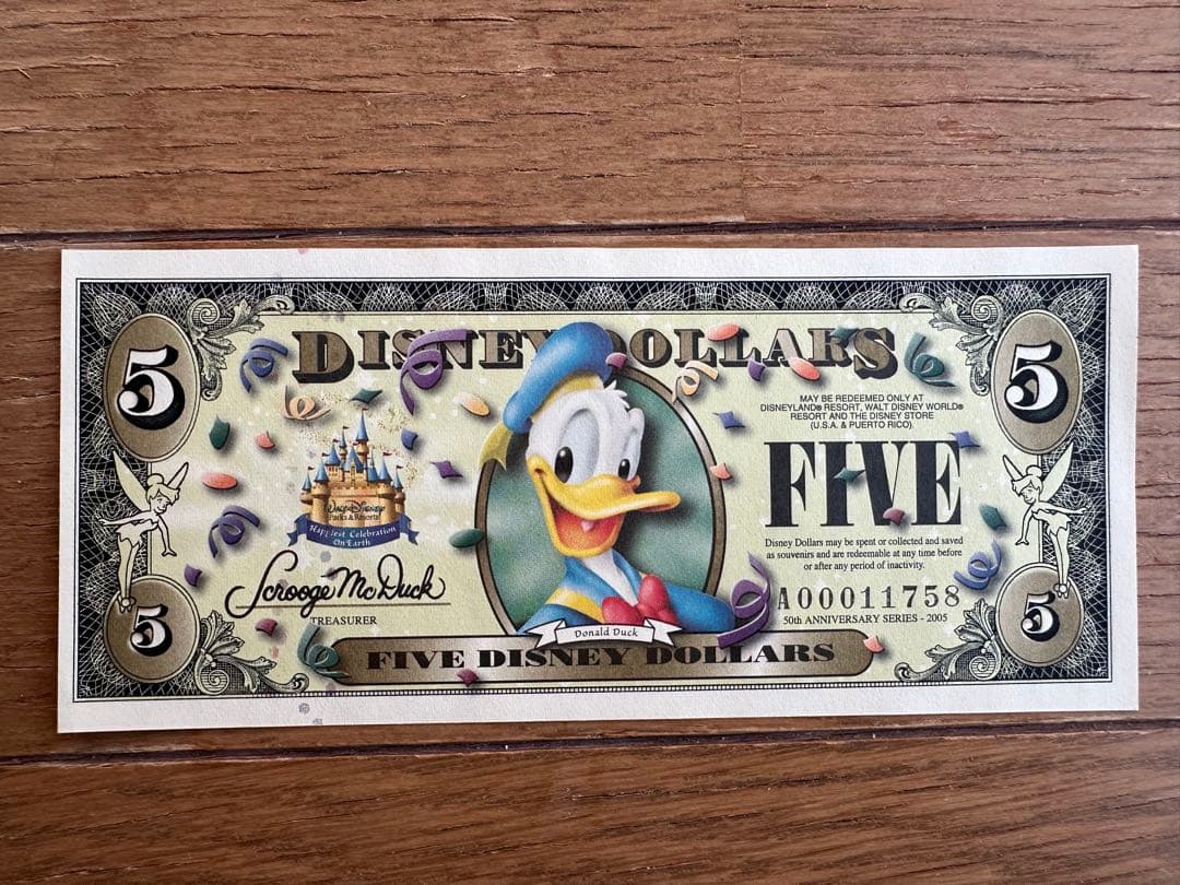 ディズニーダラー　カリフォルニア50周年記念紙幣4枚セット