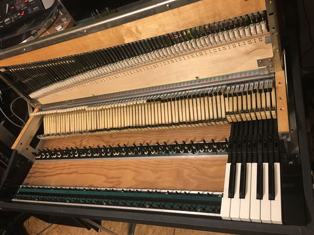 鍵盤楽器 Rhodes Mark II Suitcase 73