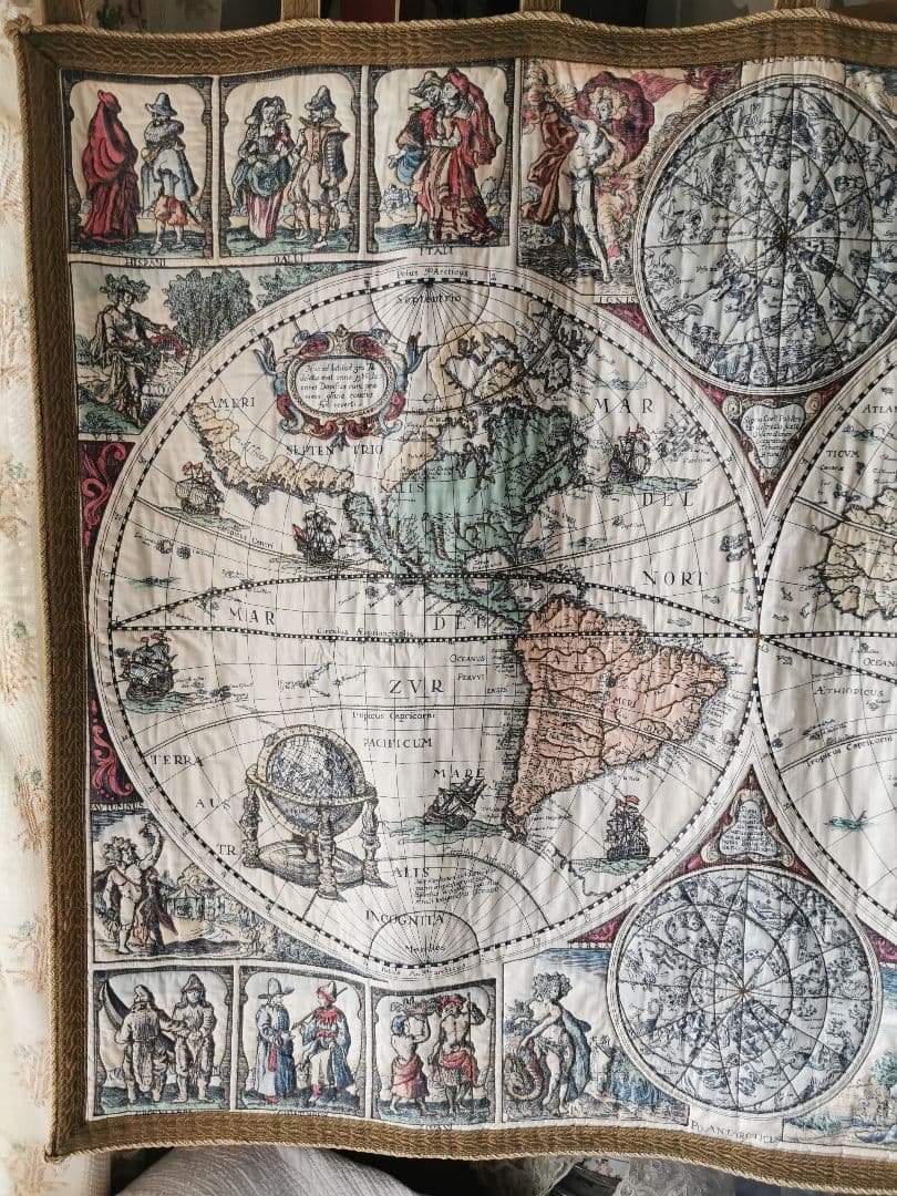 アンティークドイツ ローゼル 17世紀世界地図天体図 ブティ風キルト タペストリ