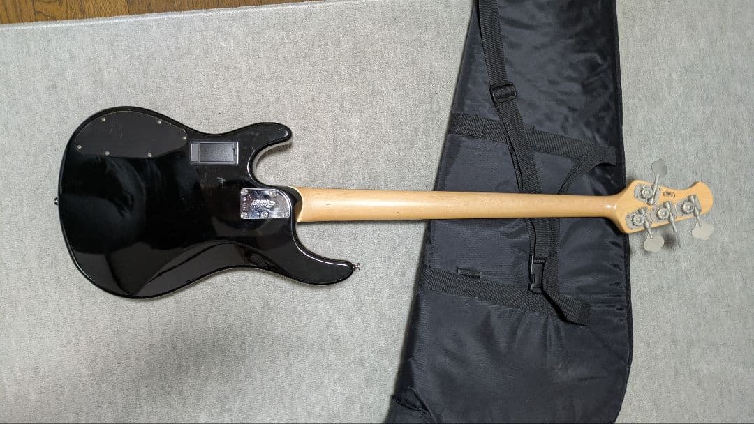 ベース Sterling by Music Man sb14