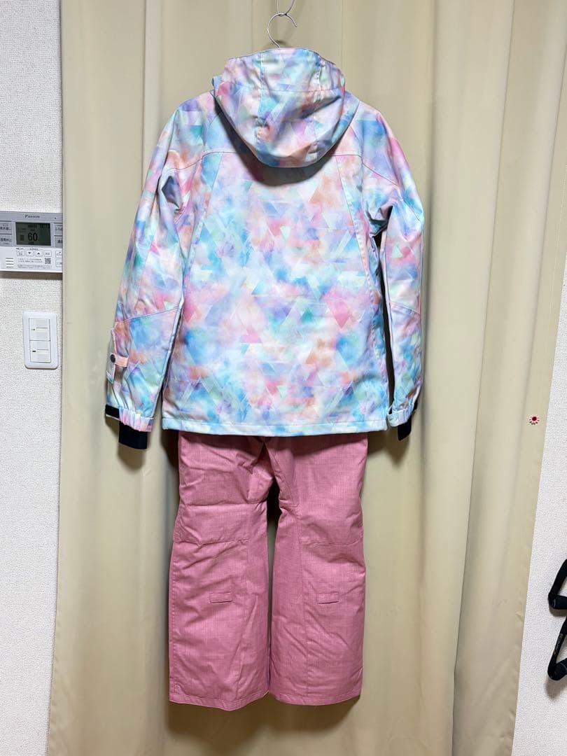 美品！スノーボード　スキーウェア上下セット　Sサイズ