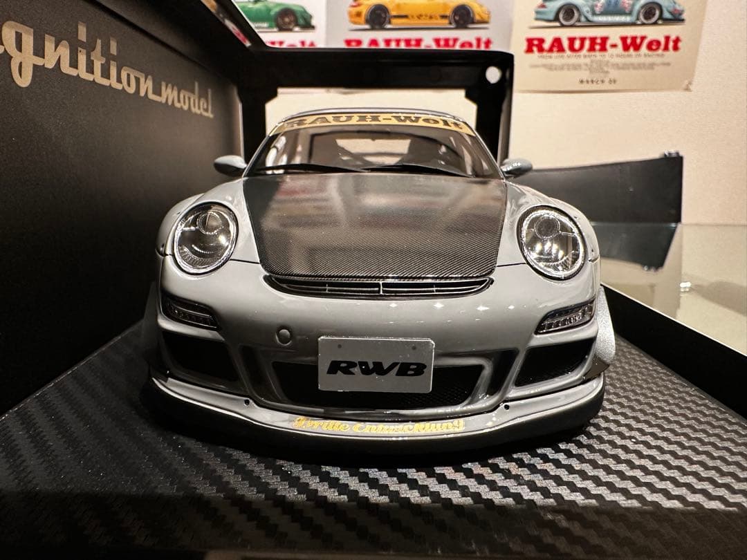 RWB997 イグニション1/18 シルバー