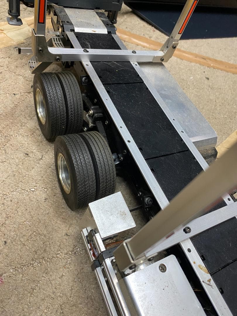 タミヤ　1/14 ボルボFH16　6x4　ティンバートラック　フルオペレーション
