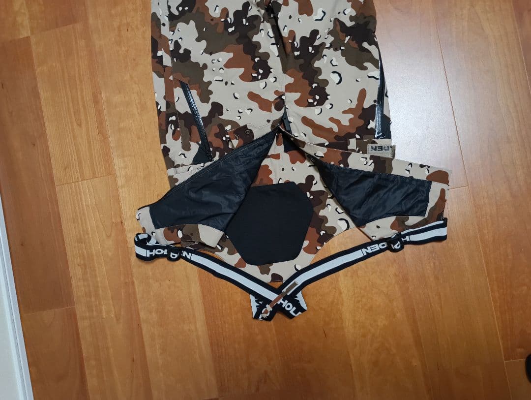 超美品！HOLDEN ジャケット & ビブパンツセット
