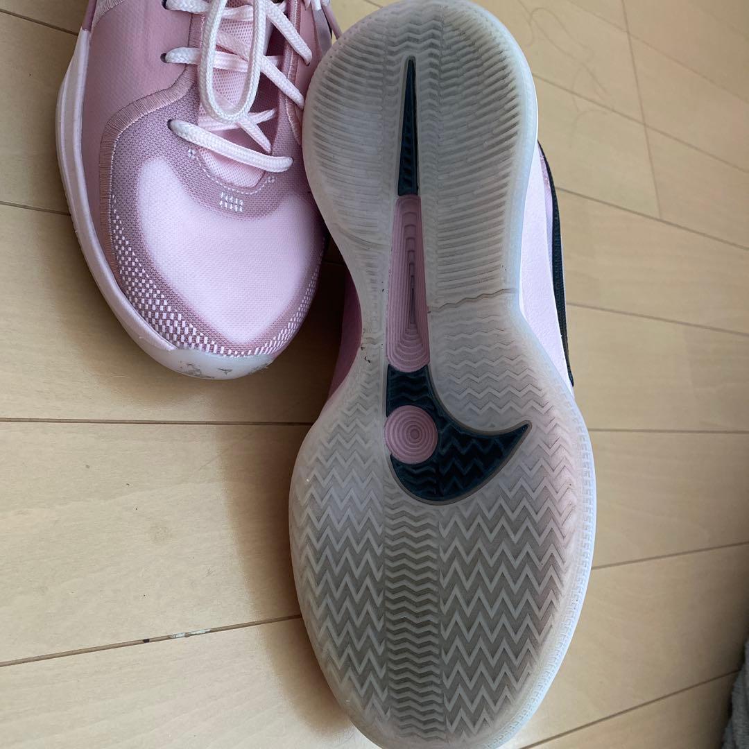 NIKE サブリナ2