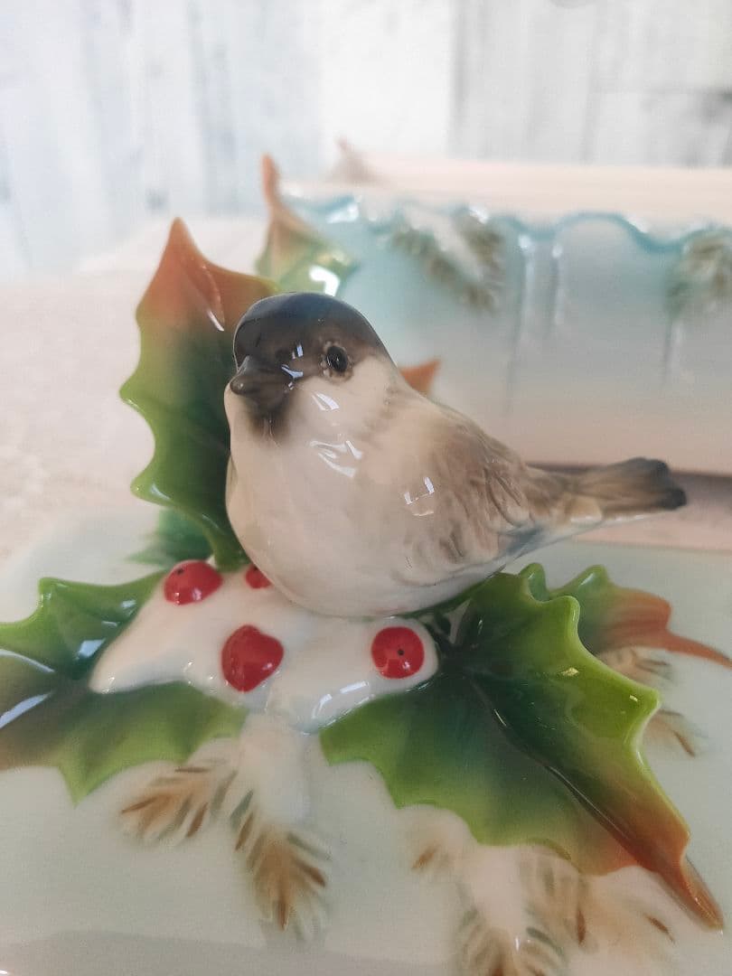 フランツ・ポーセリン ホリデー・ビギニングス シジュウカラ 陶器製 鳥とホリー