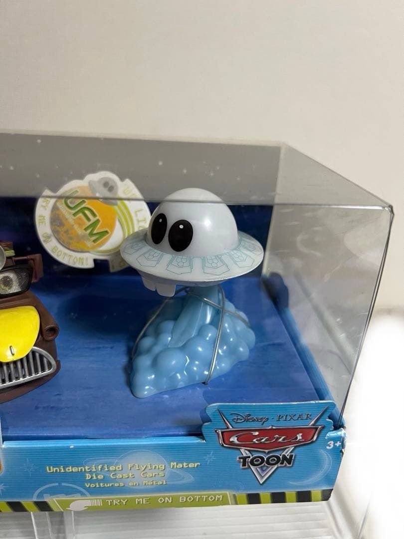 カーズ、ミニカー、メート、メーター（ディズニーストアー）